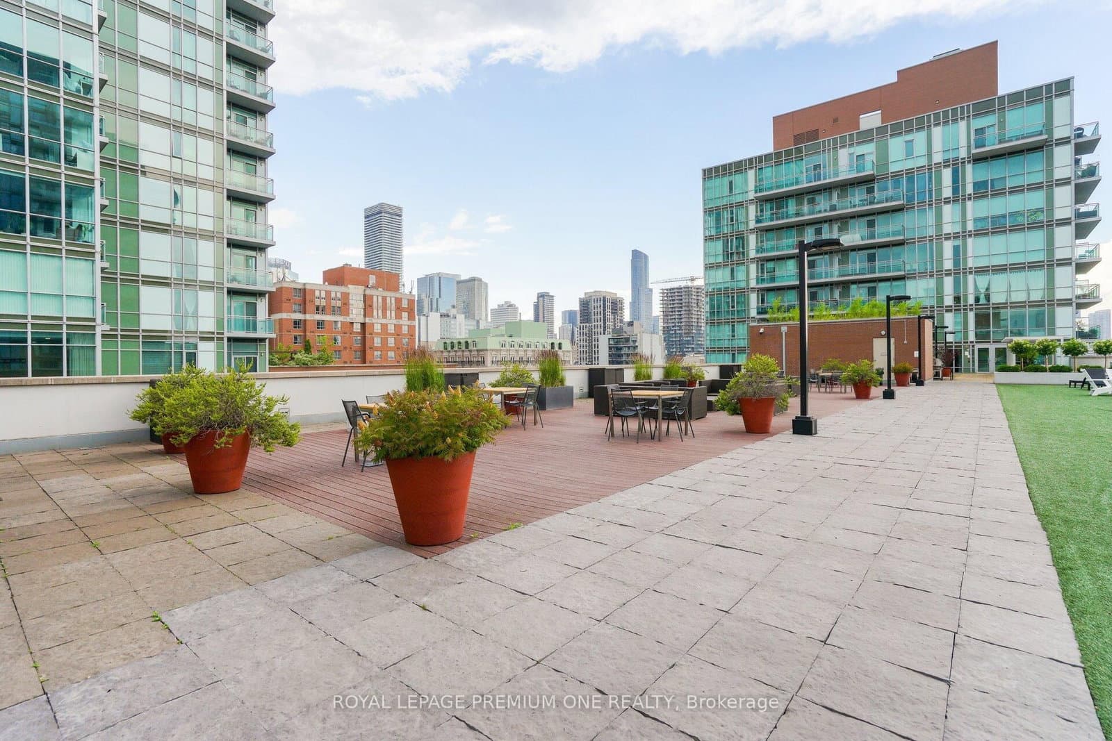 112 George Street, Unit S430 thumbnail 39
