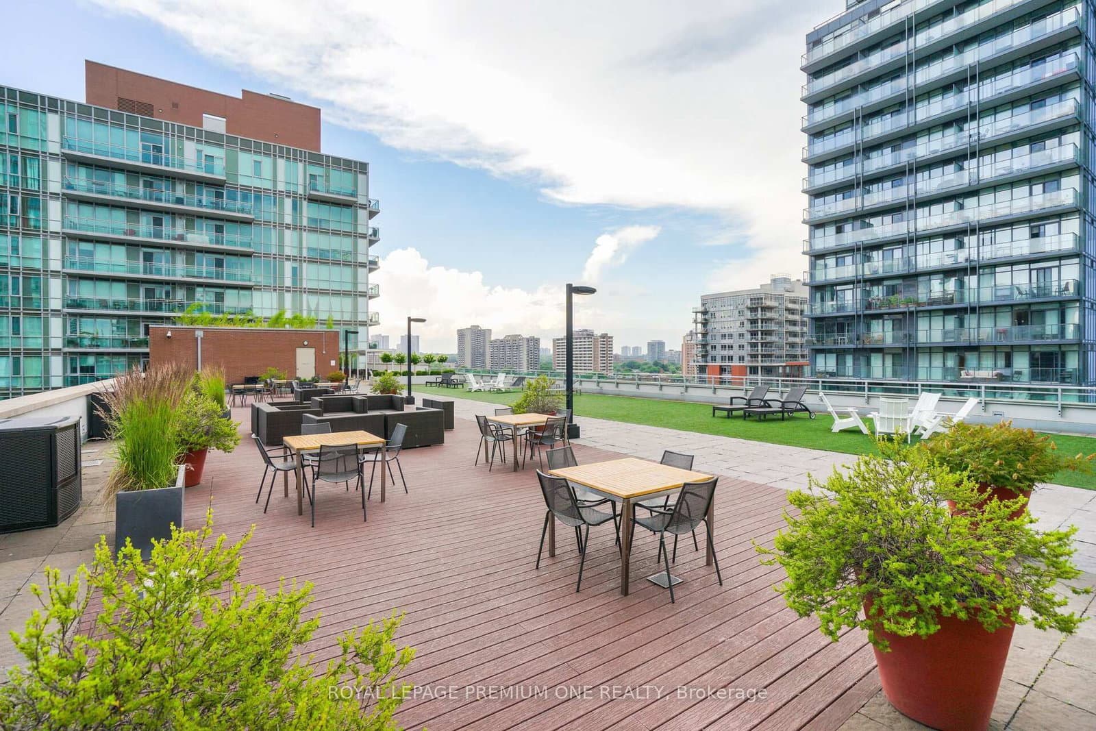 112 George Street, Unit S430 thumbnail 40