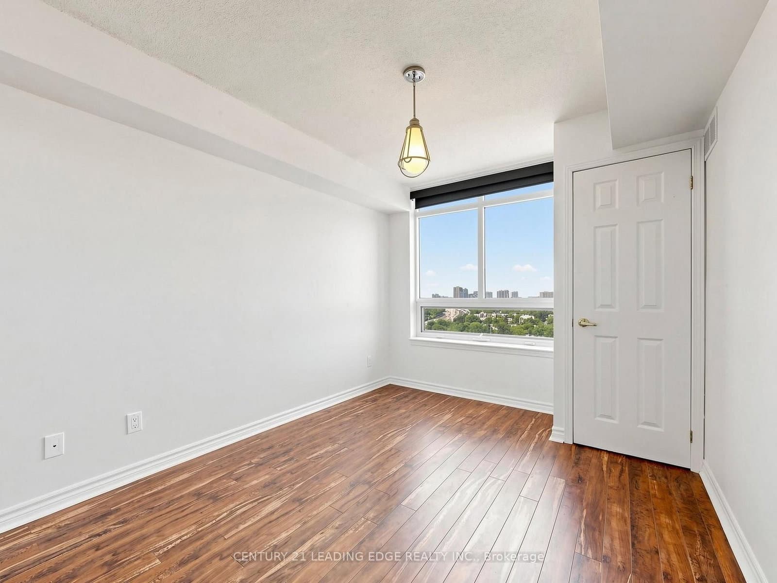 18 Kenaston Garden, Unit 1601 thumbnail 21