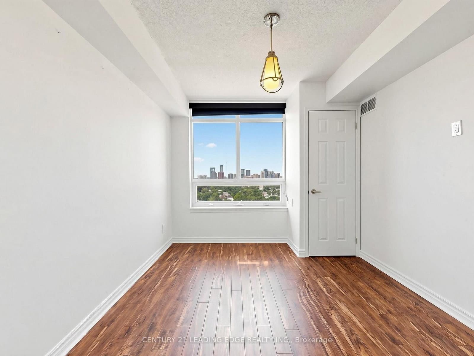 18 Kenaston Garden, Unit 1601 thumbnail 22