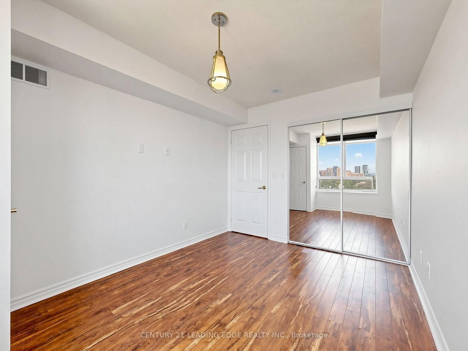 18 Kenaston Garden, Unit 1601 thumbnail 24