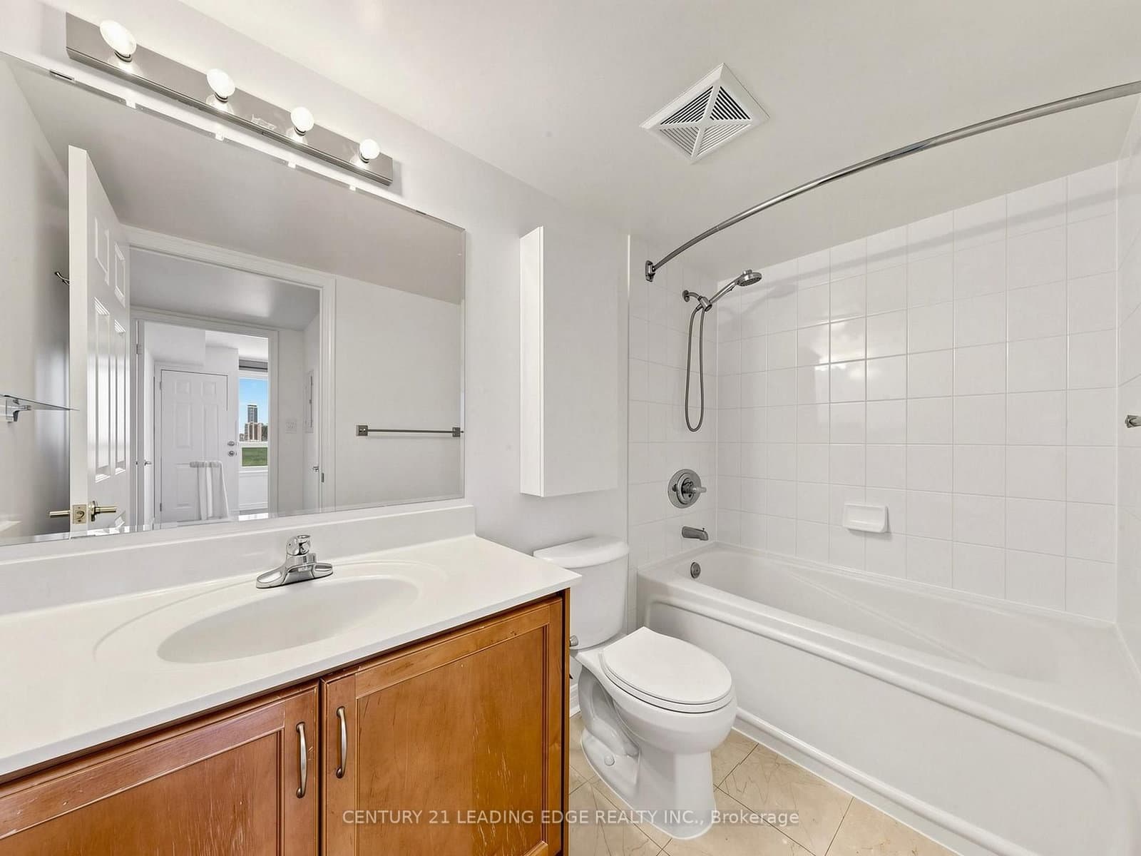 18 Kenaston Garden, Unit 1601 thumbnail 25