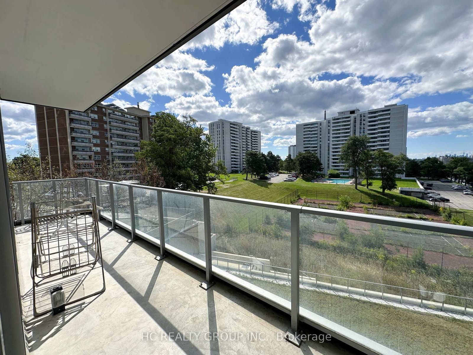36 Forest Manor Road, Unit 203 thumbnail 13