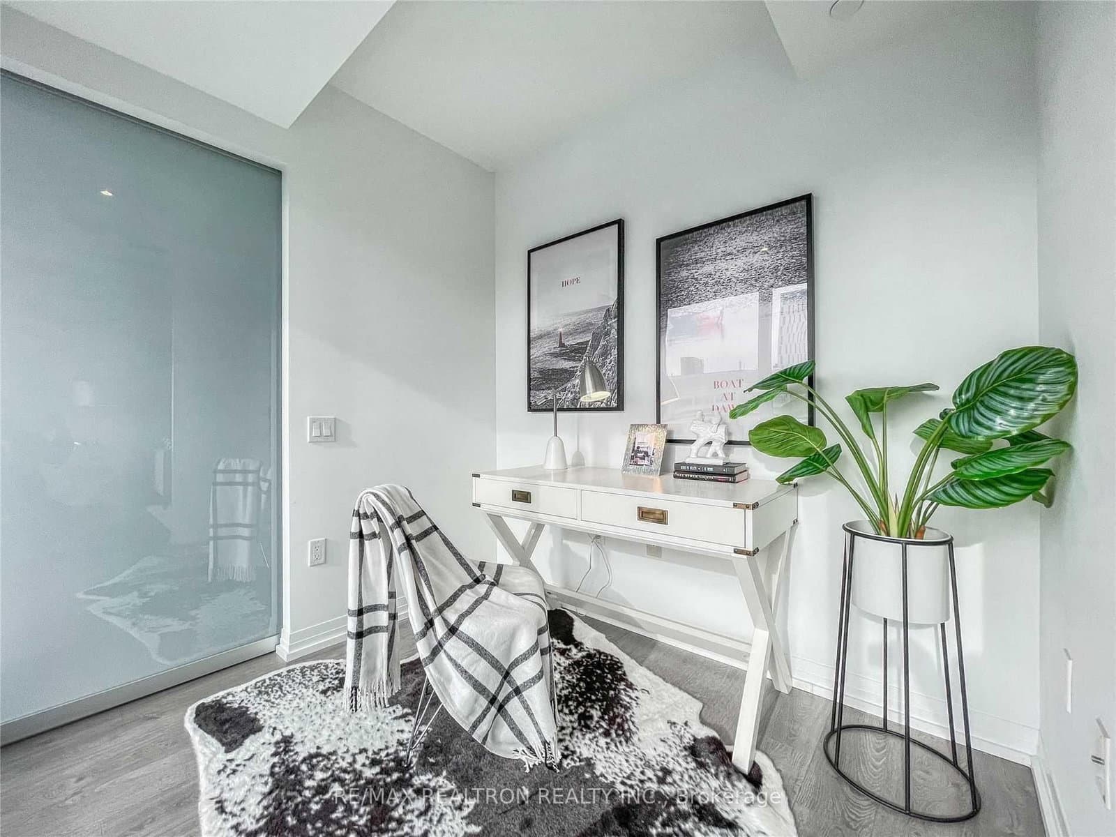 251 Jarvis Street, Unit 1430 thumbnail 12