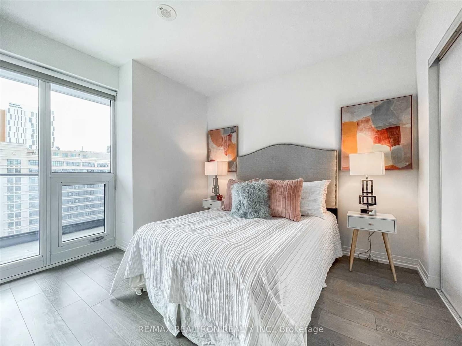 251 Jarvis Street, Unit 1430 thumbnail 15
