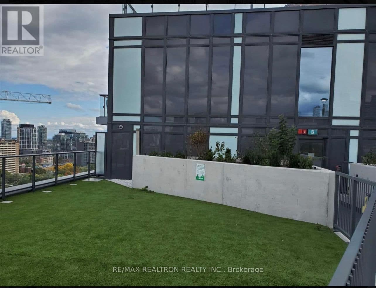 251 Jarvis Street, Unit 1430 thumbnail 24