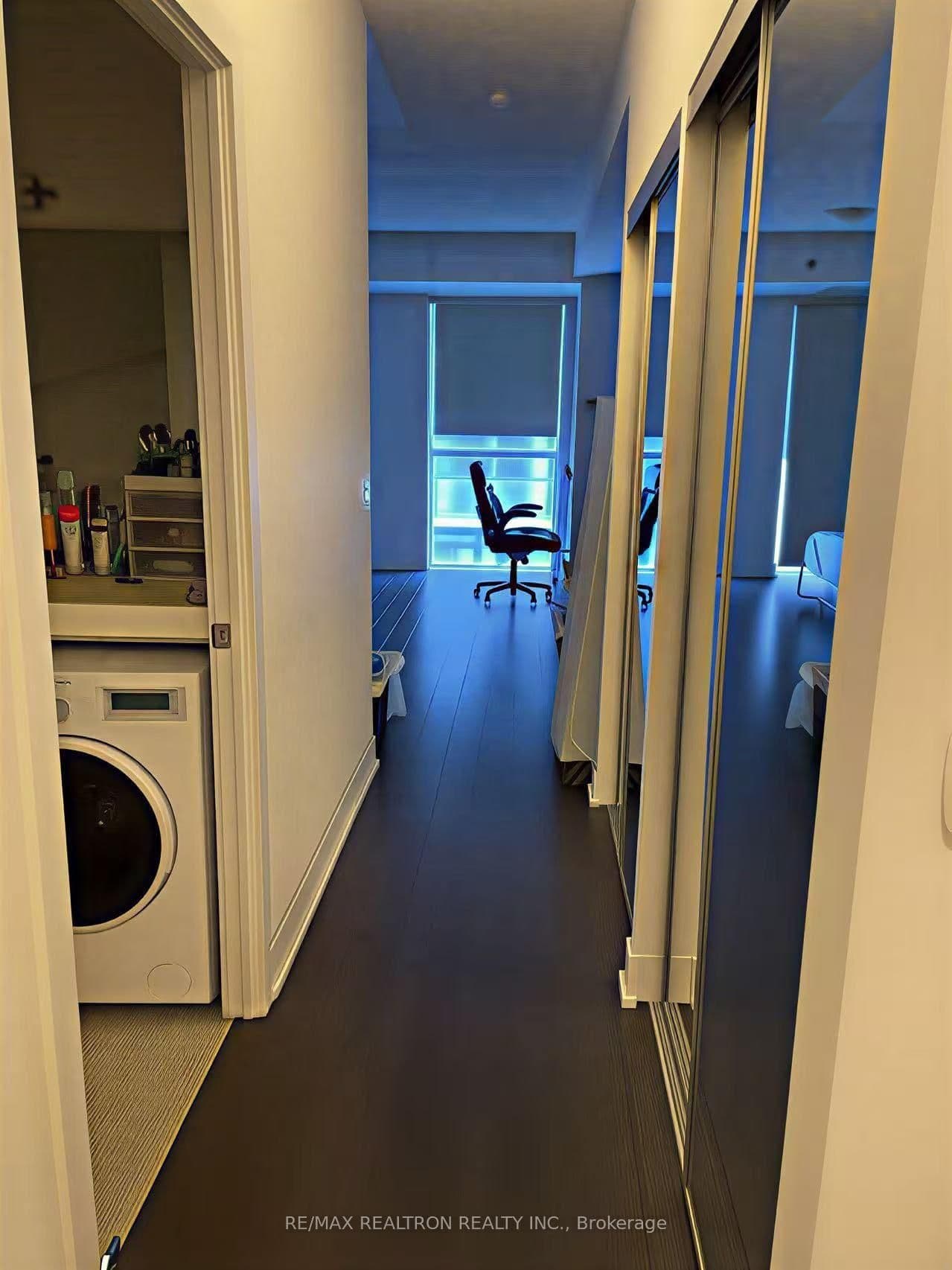 318 Richmond Street, Unit 1710 thumbnail 10