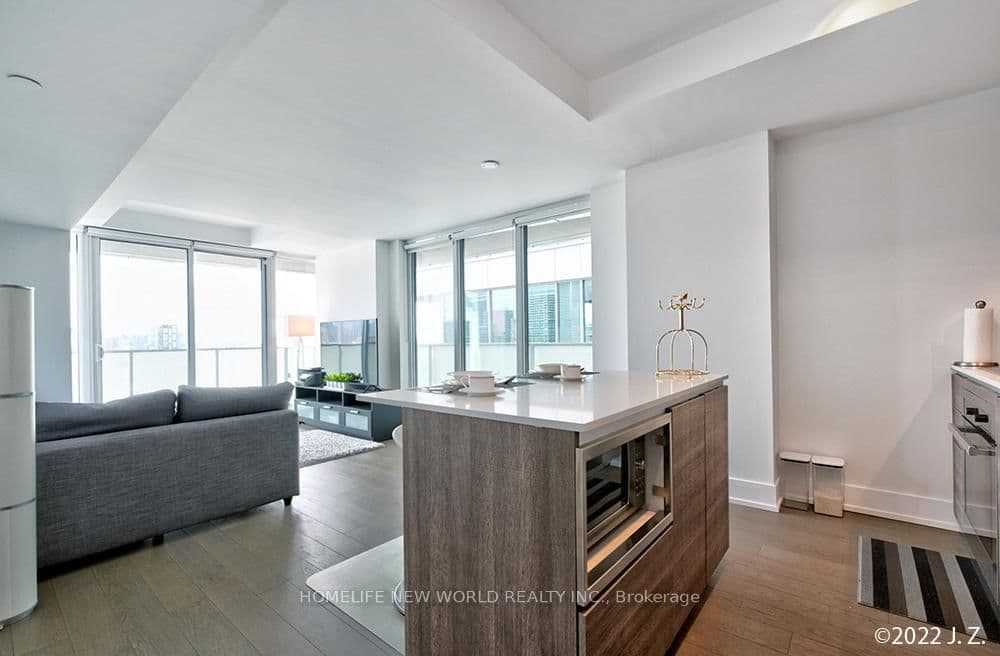 200 Bloor Street W, Unit 1601 thumbnail 7