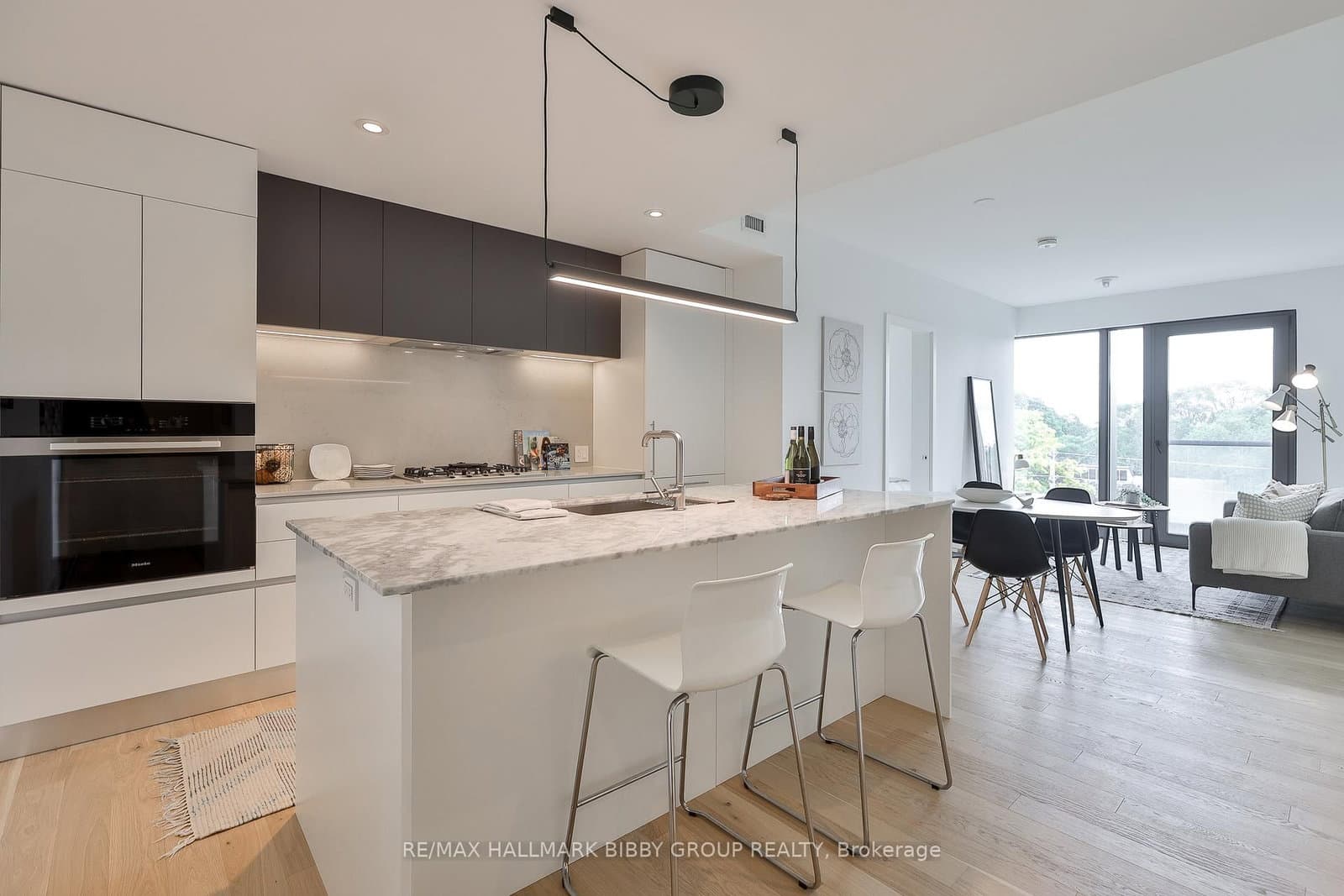 1414 Bayview Avenue, Unit 409 thumbnail 11