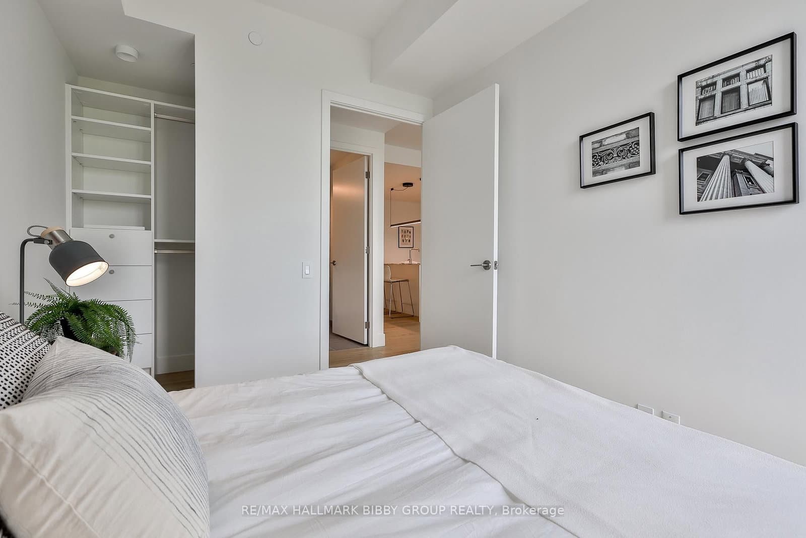 1414 Bayview Avenue, Unit 409 thumbnail 19