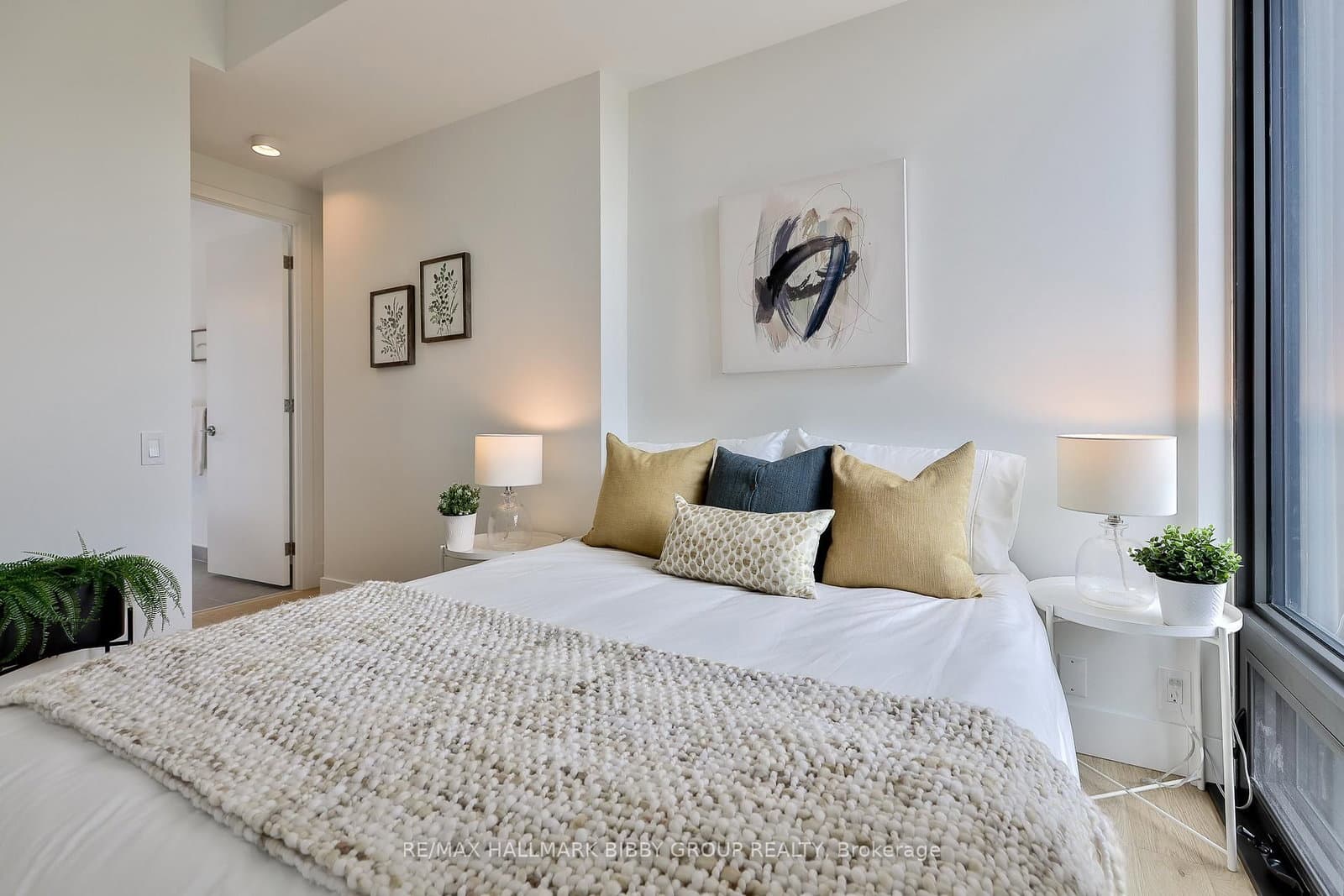 1414 Bayview Avenue, Unit 409 thumbnail 23