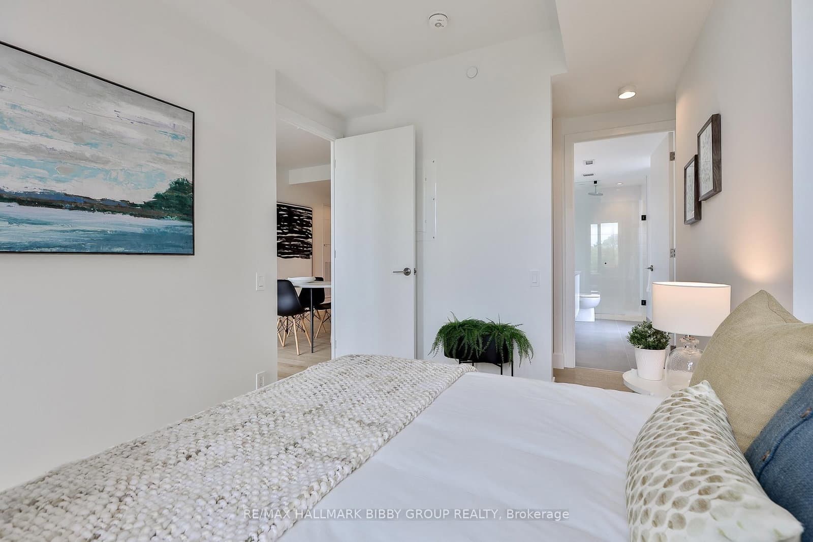 1414 Bayview Avenue, Unit 409 thumbnail 25
