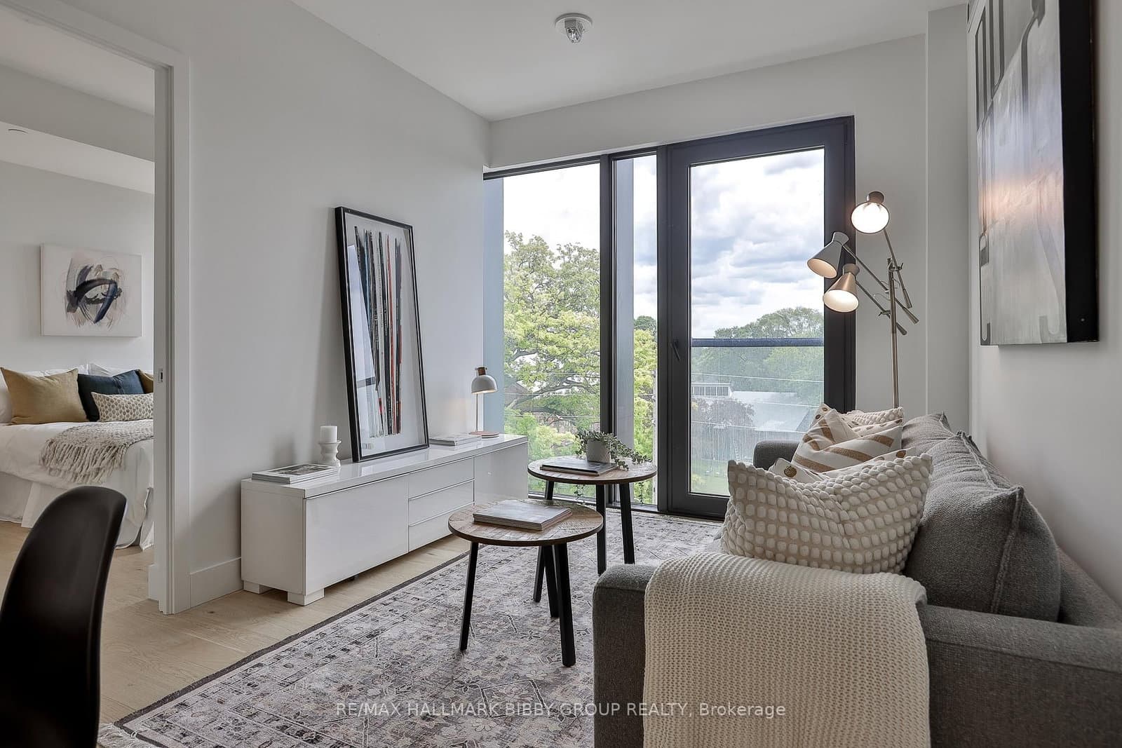 1414 Bayview Avenue, Unit 409 thumbnail 3