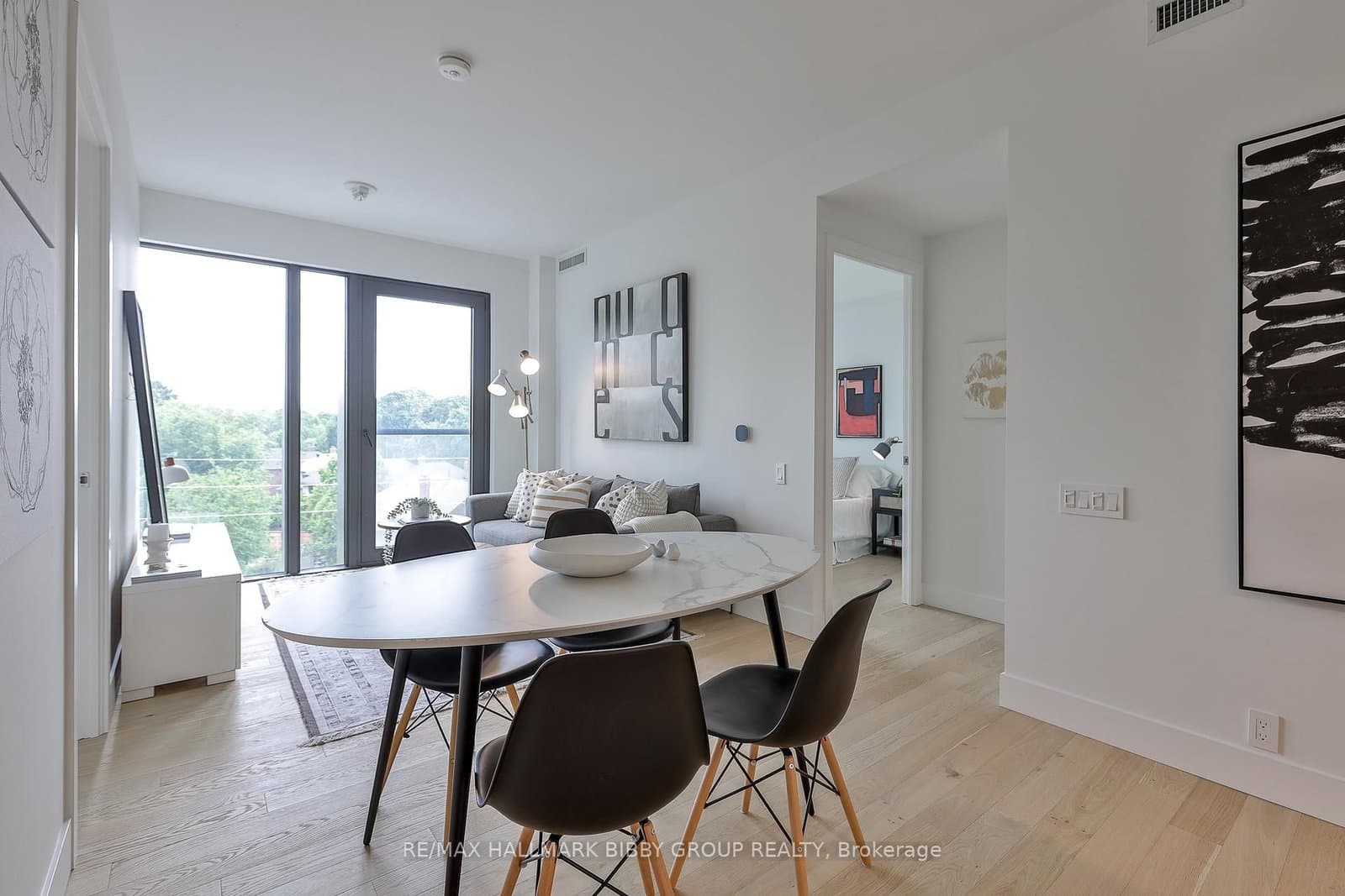 1414 Bayview Avenue, Unit 409 thumbnail 6