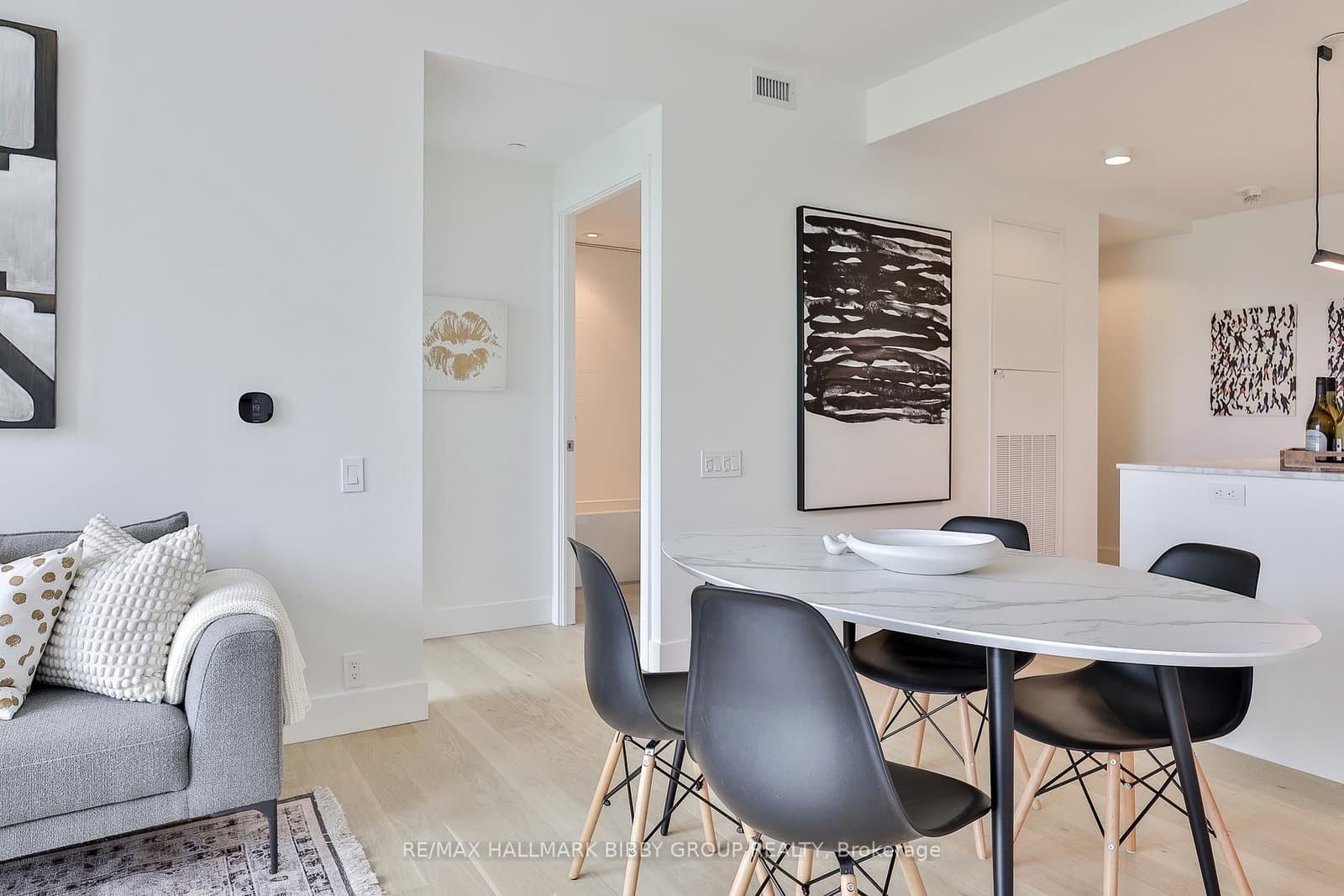 1414 Bayview Avenue, Unit 409 thumbnail 8