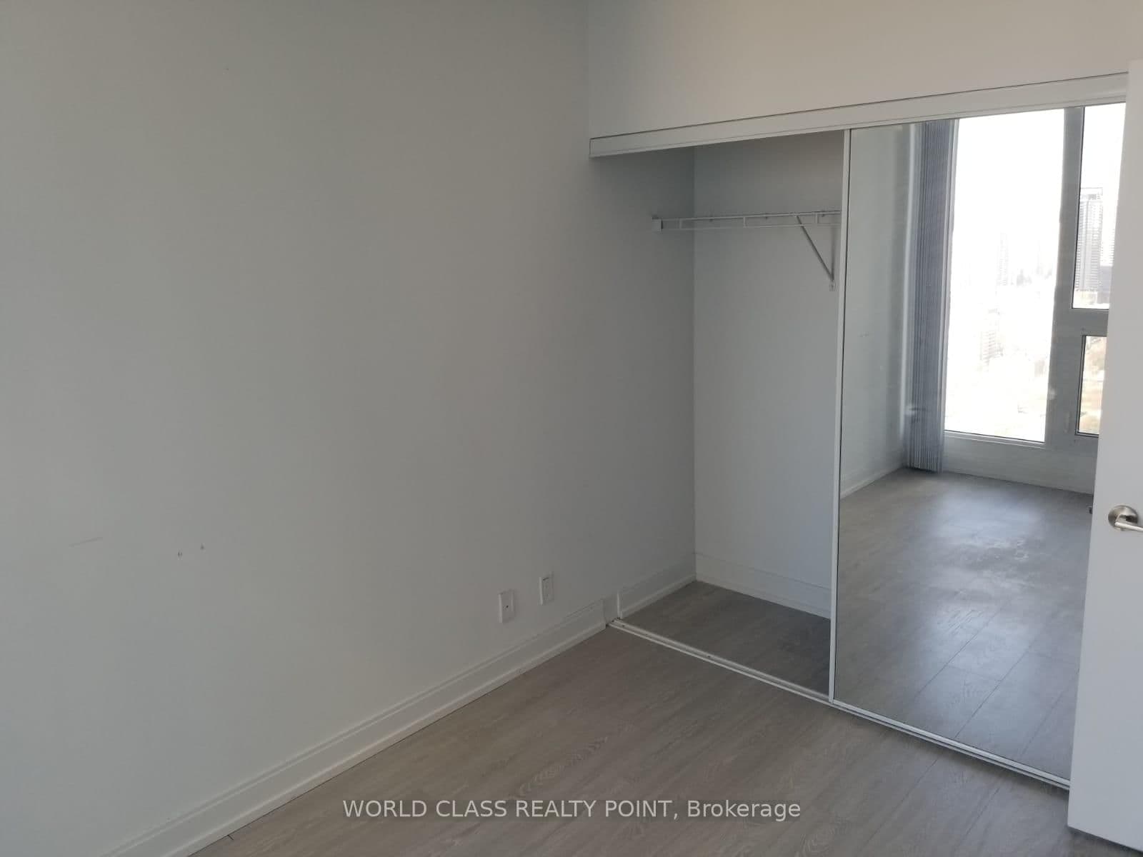 181 Dundas Street E, Unit 4702 thumbnail 7