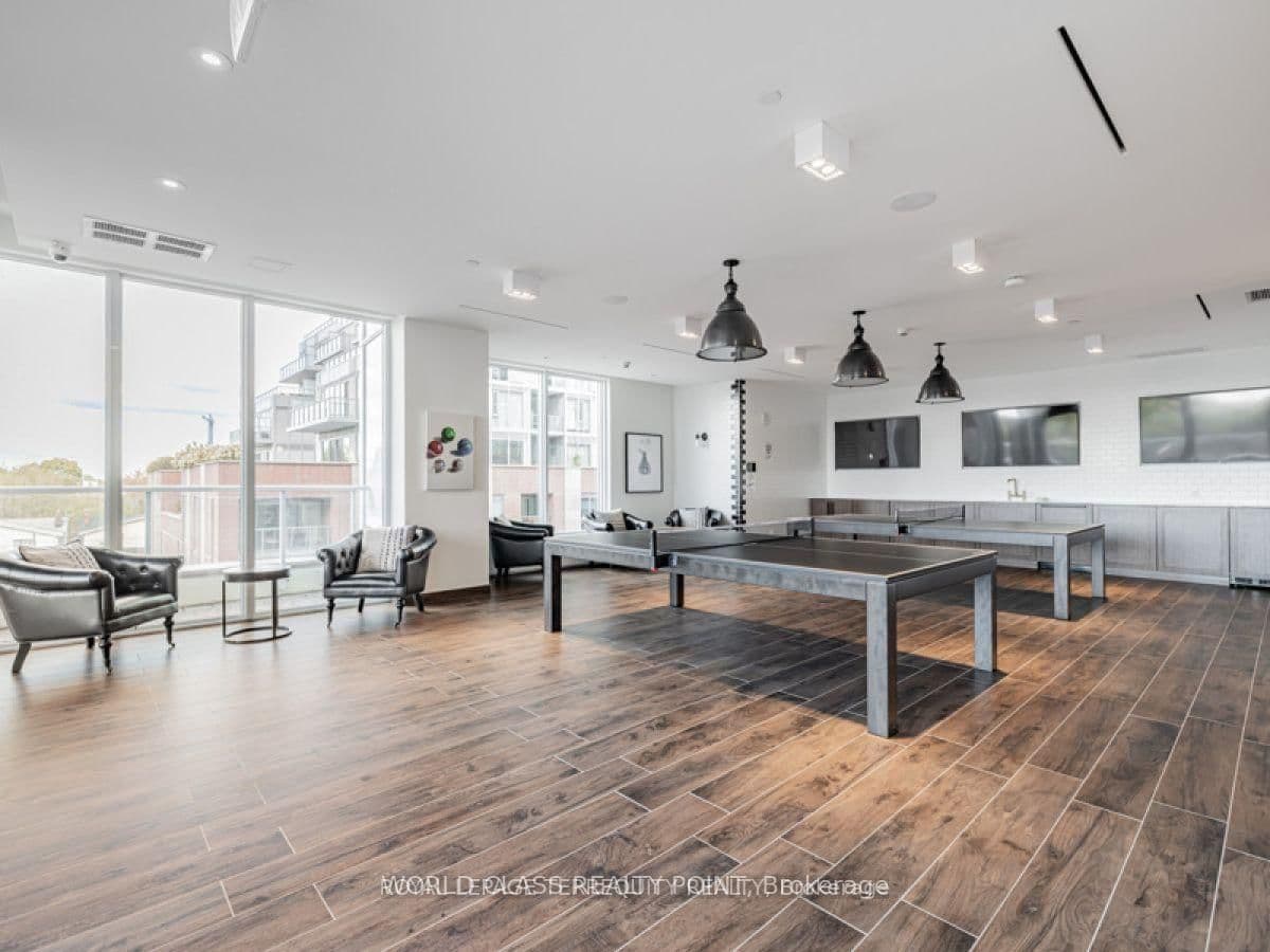 33 Helendale Avenue, Unit 1404 thumbnail 25