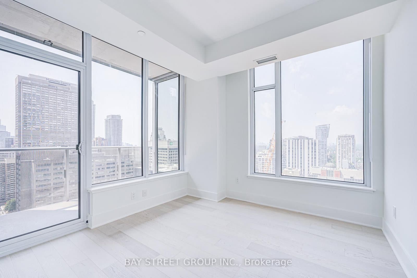 11 Yorkville Avenue, Unit 2312 thumbnail 30