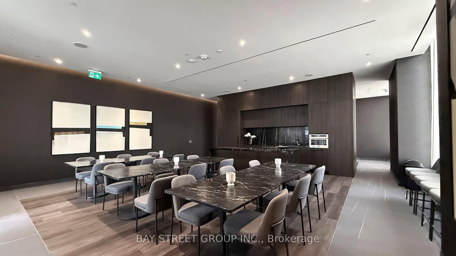 11 Yorkville Avenue, Unit 2312 thumbnail 44