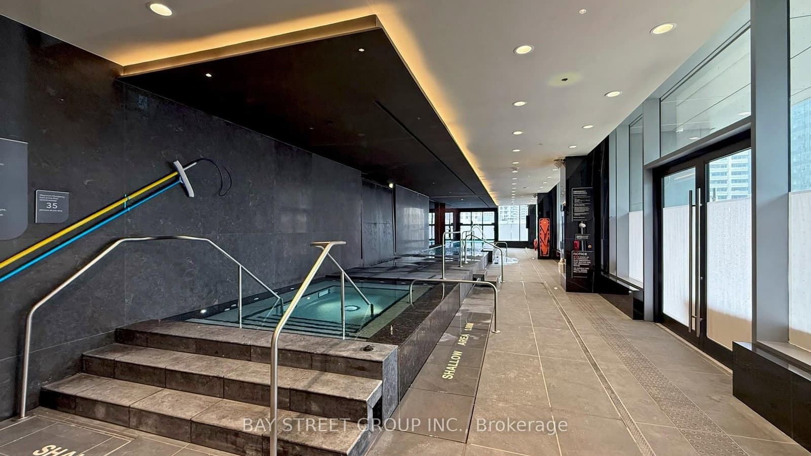11 Yorkville Avenue, Unit 2312 thumbnail 45