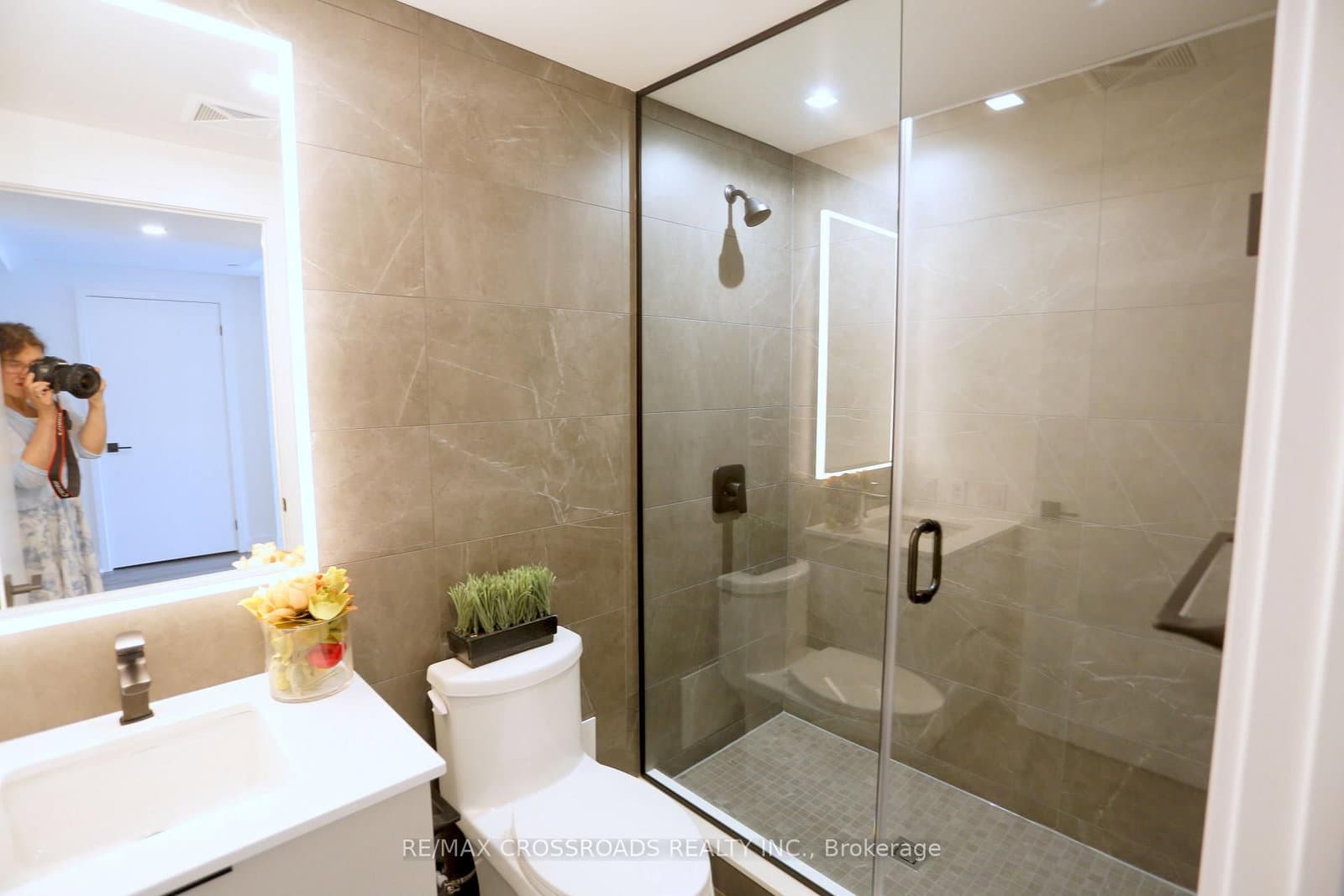 609 Sherbourne Street, Unit 2801 thumbnail 15