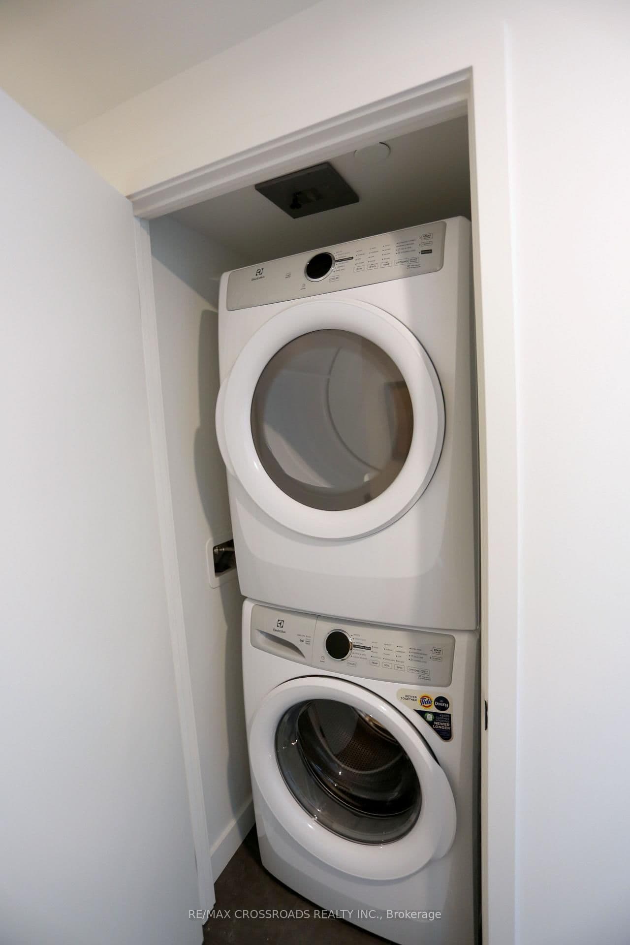 609 Sherbourne Street, Unit 2801 thumbnail 16
