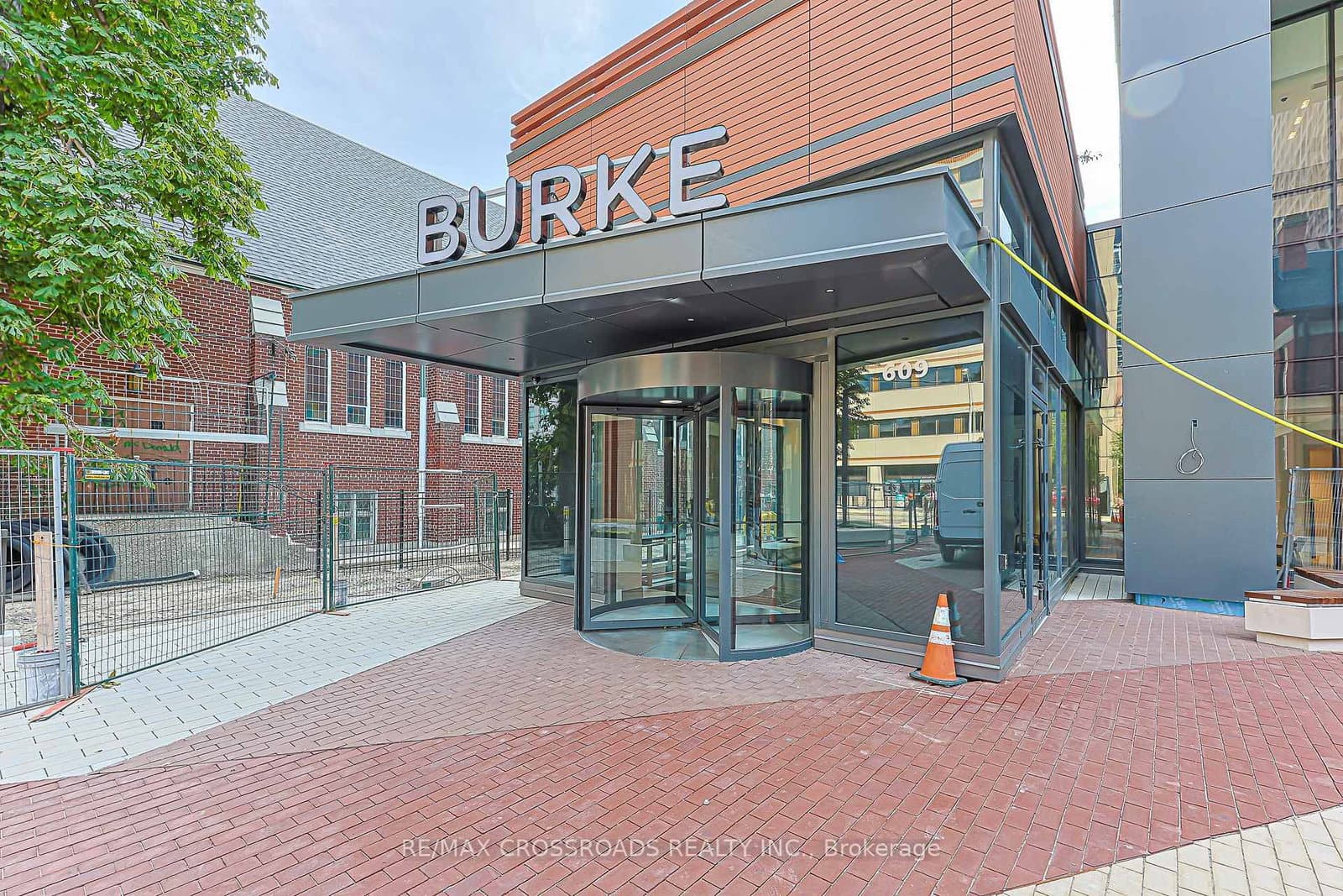 609 Sherbourne Street, Unit 2801 thumbnail 2
