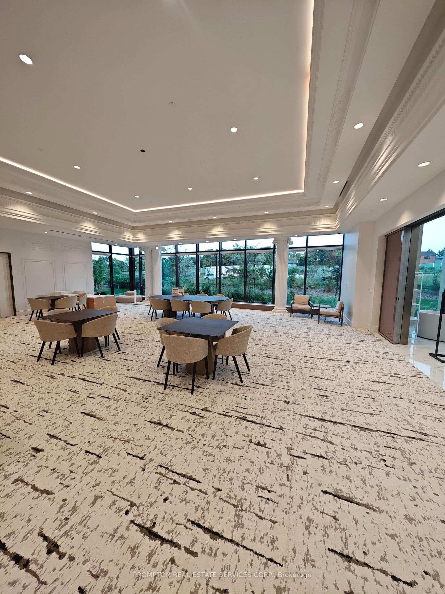 25 Mcmahon Drive, Unit 810 thumbnail 7