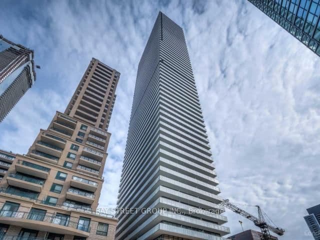 42 Charles Street E, Unit 1108