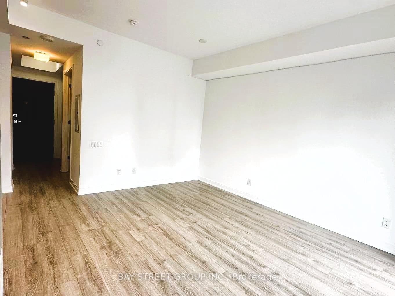 42 Charles Street E, Unit 1108 thumbnail 10