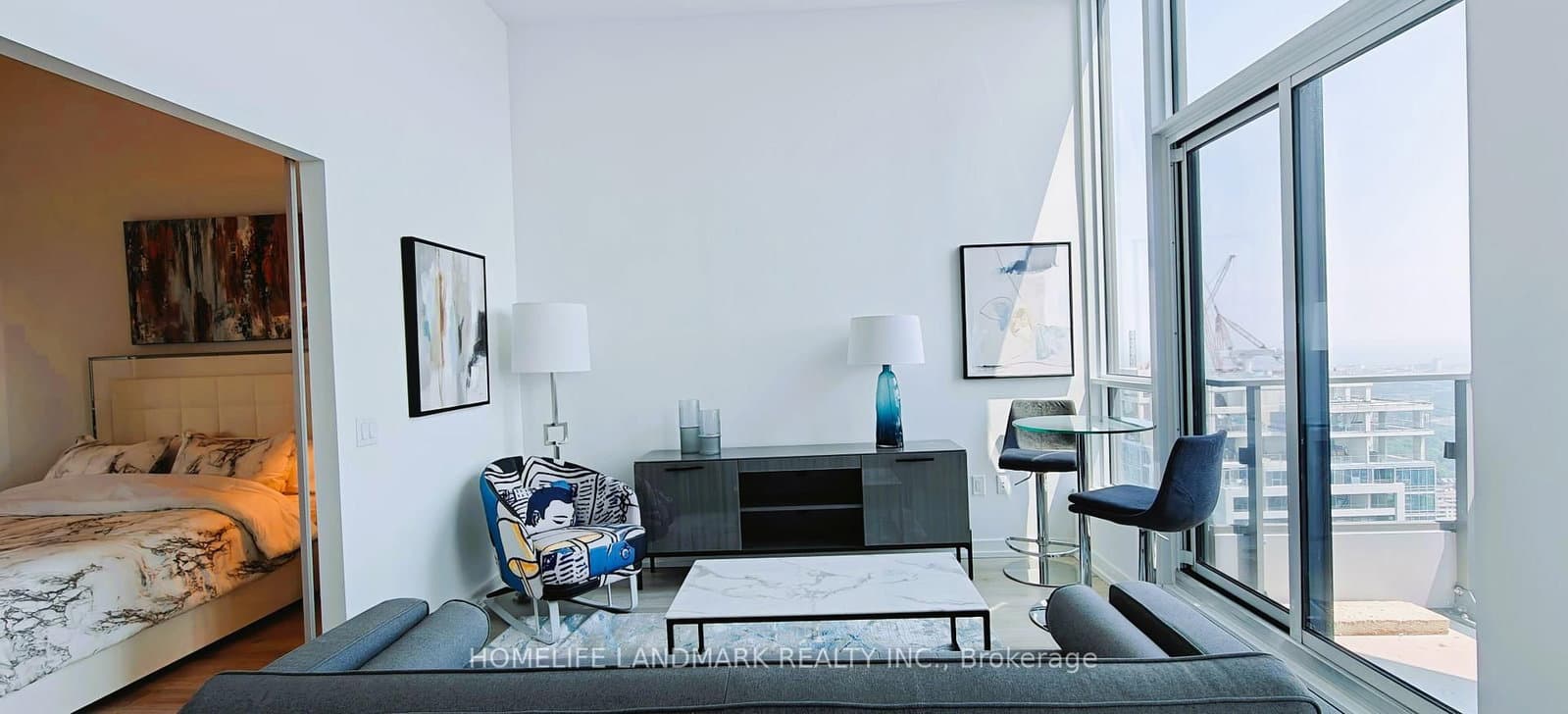 395 Bloor Street S, Unit 5501 thumbnail 8
