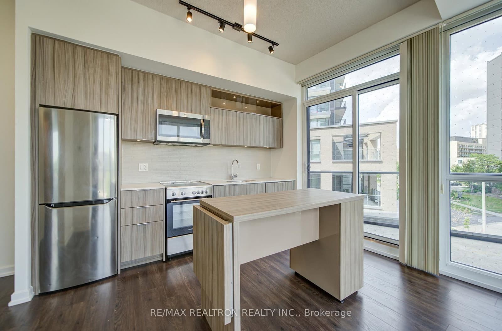 50 Forest Manor Road, Unit 311 thumbnail 12
