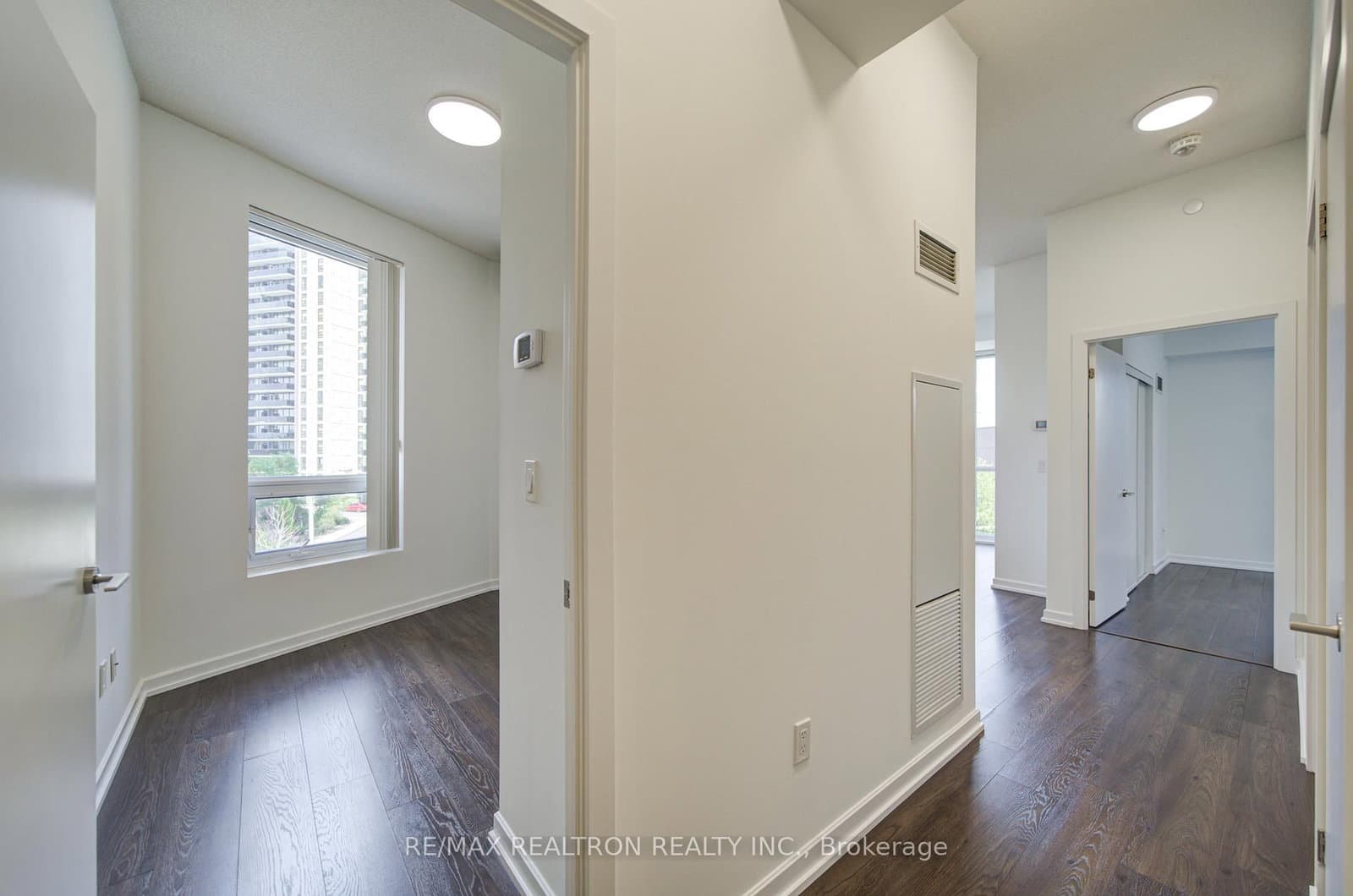 50 Forest Manor Road, Unit 311 thumbnail 21