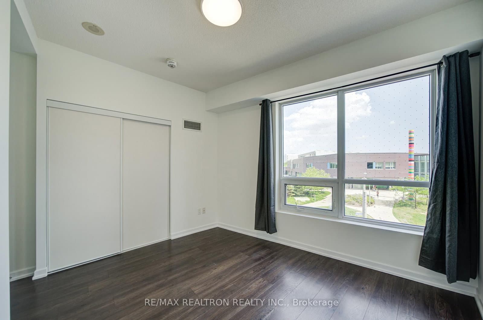 50 Forest Manor Road, Unit 311 thumbnail 31