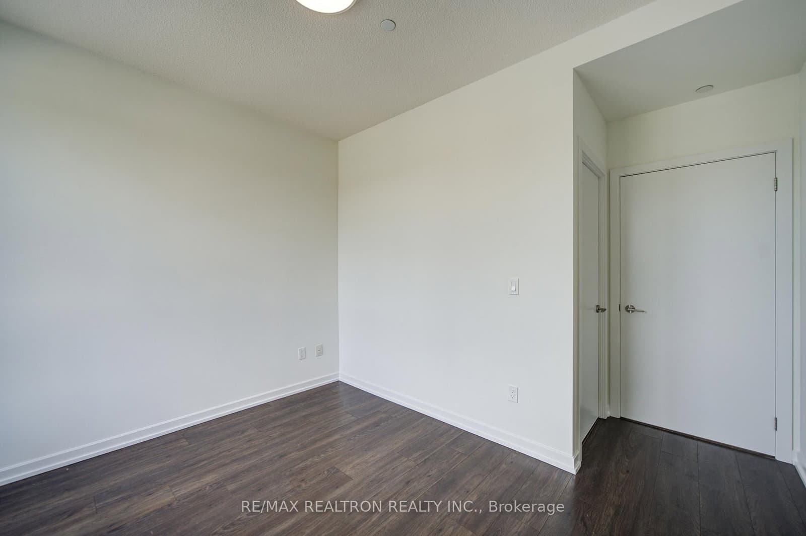 50 Forest Manor Road, Unit 311 thumbnail 32