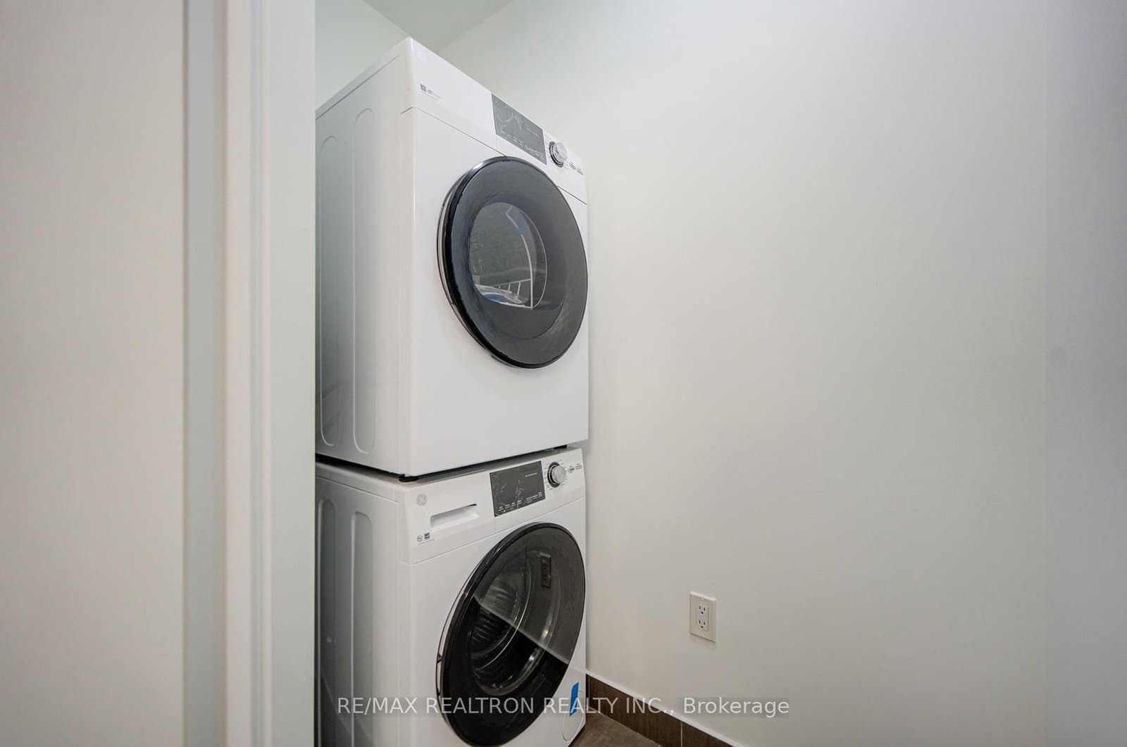 50 Forest Manor Road, Unit 311 thumbnail 33