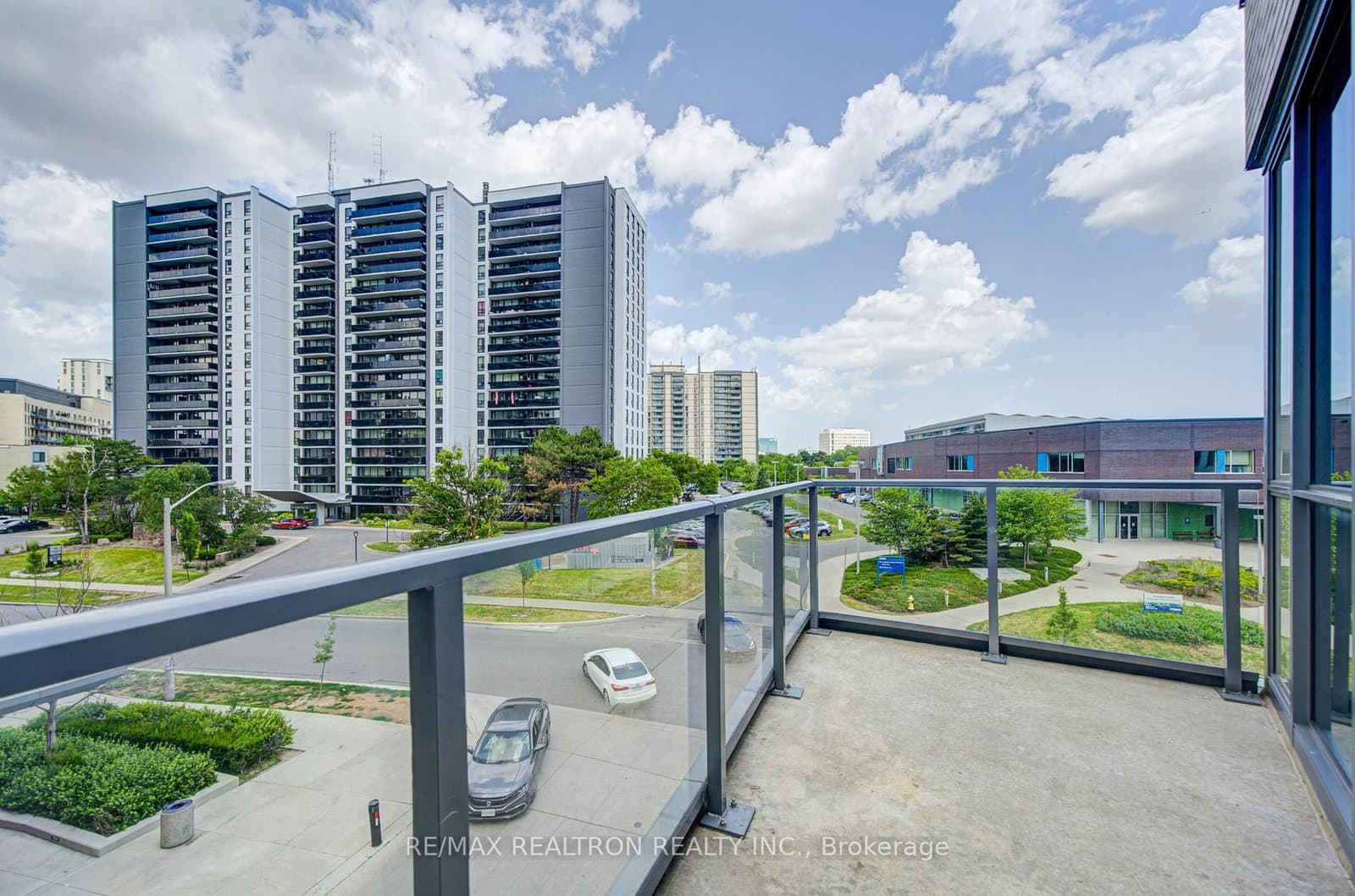 50 Forest Manor Road, Unit 311 thumbnail 34