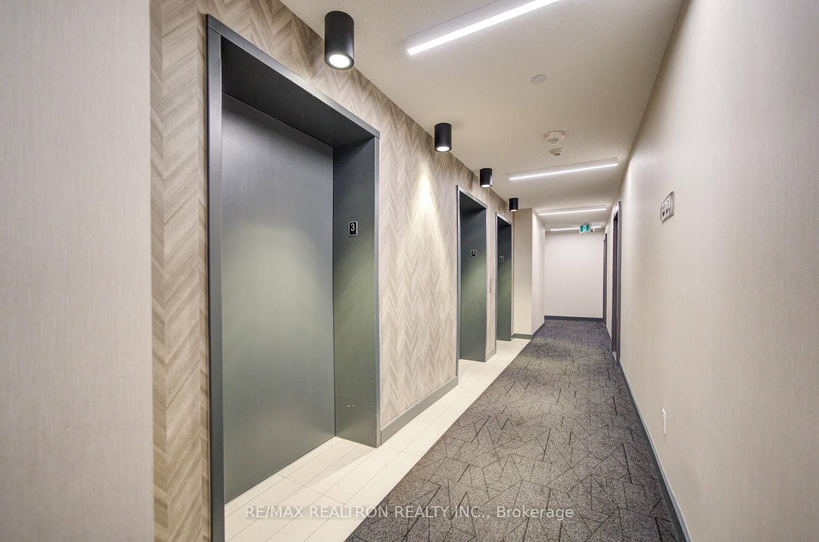 50 Forest Manor Road, Unit 311 thumbnail 4