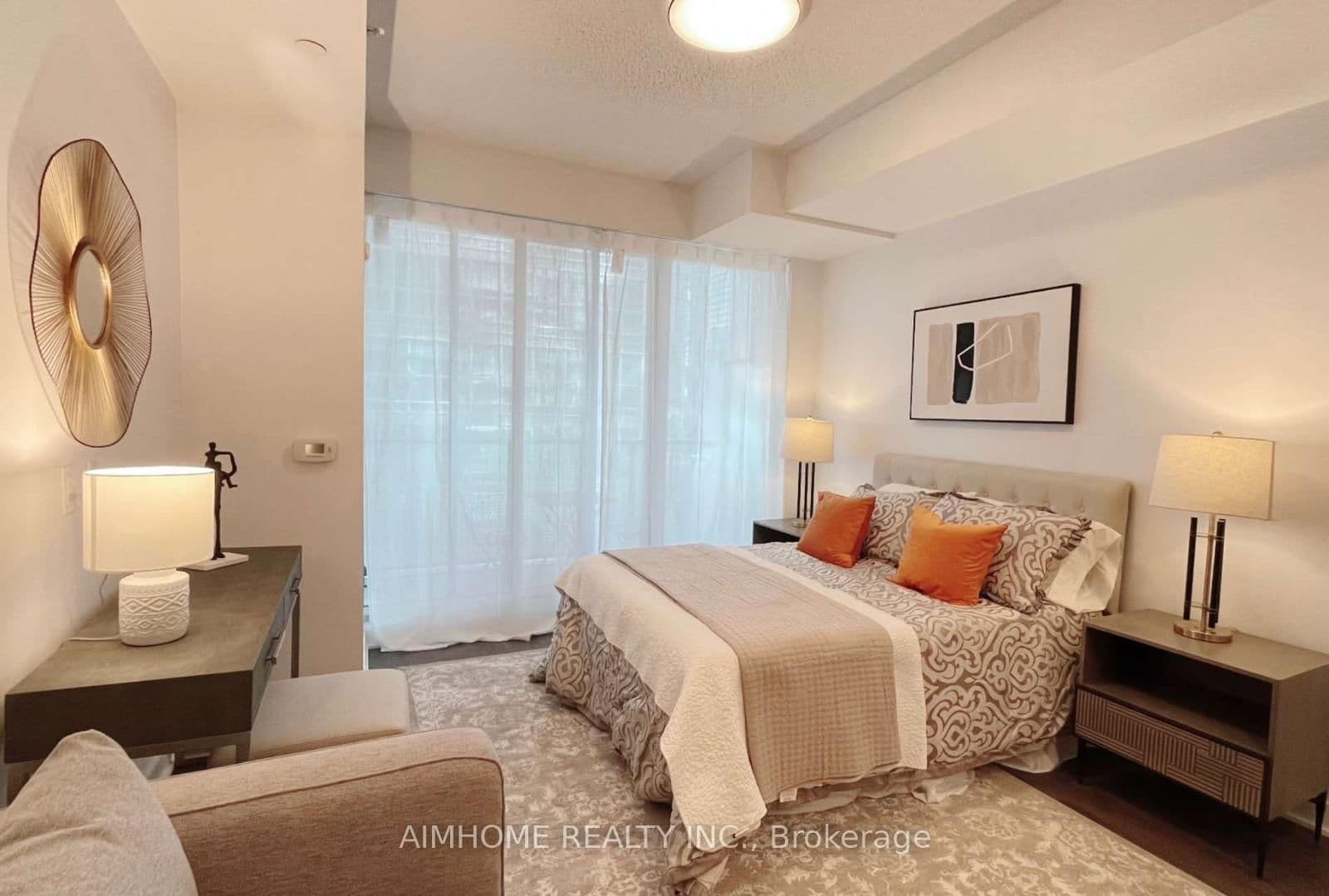 125 Blue Jays Way, Unit 2710 thumbnail 4