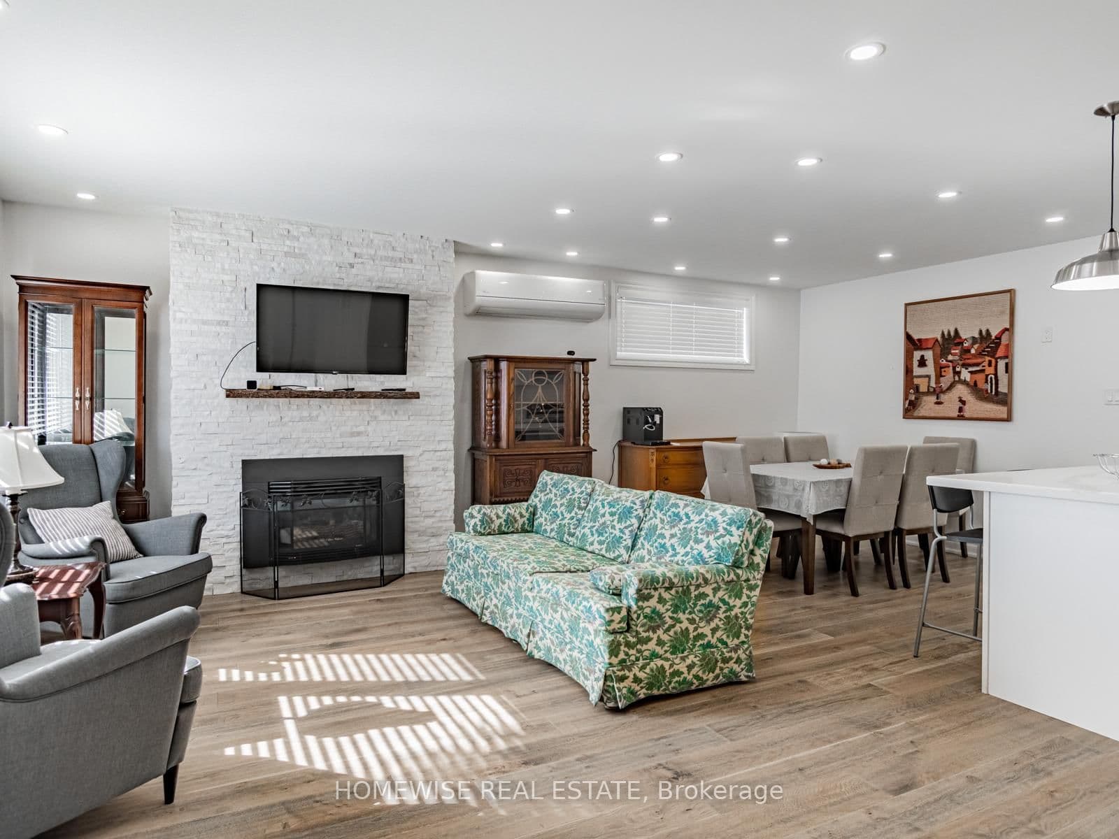 86 Fairleigh Crescent thumbnail 4