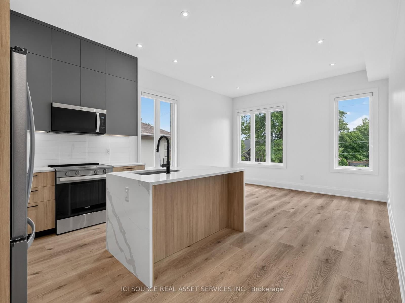 28 Norcross Road, Unit Unit 2 - Image 1
