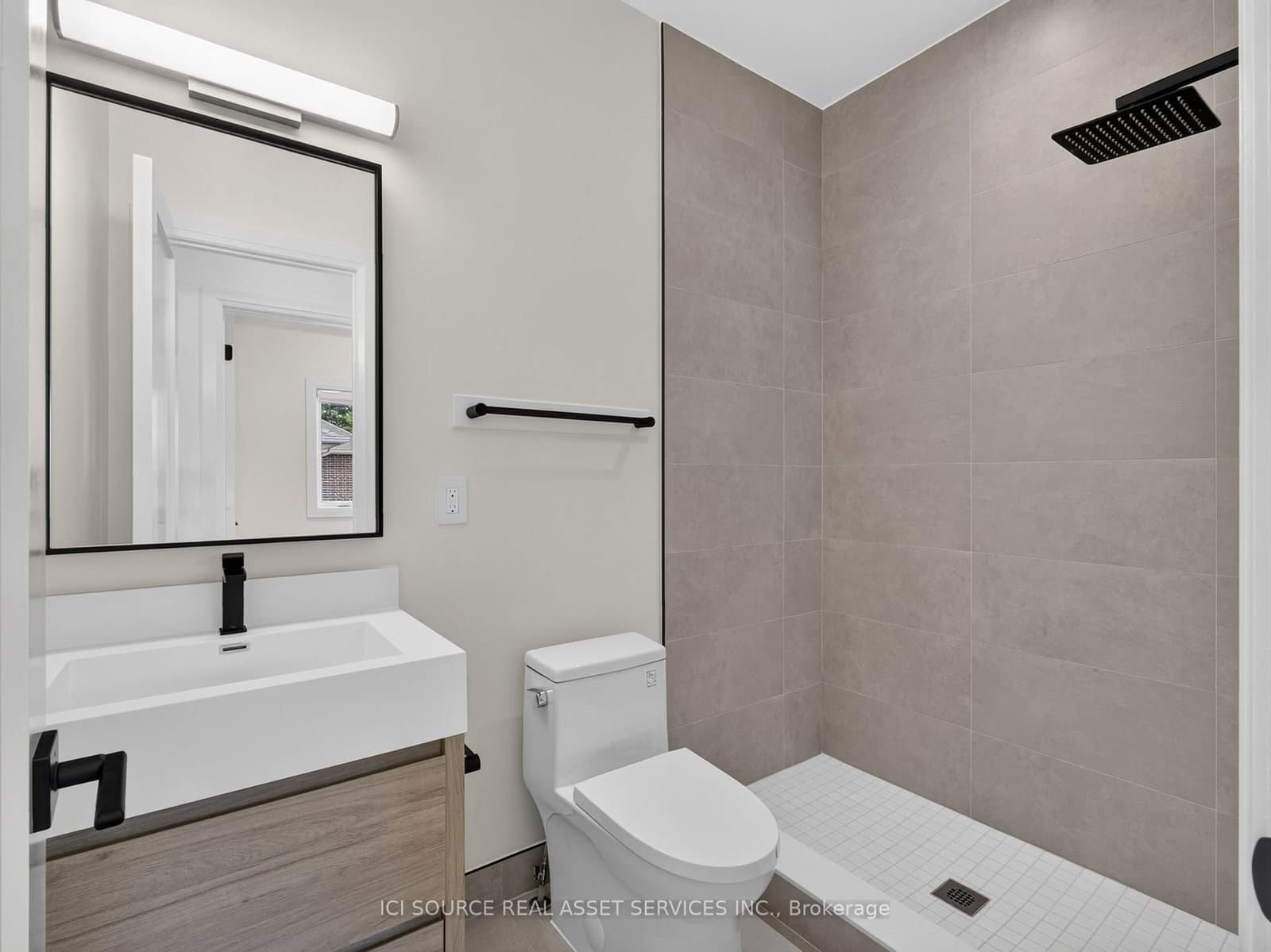 28 Norcross Road, Unit Unit 2 thumbnail 26