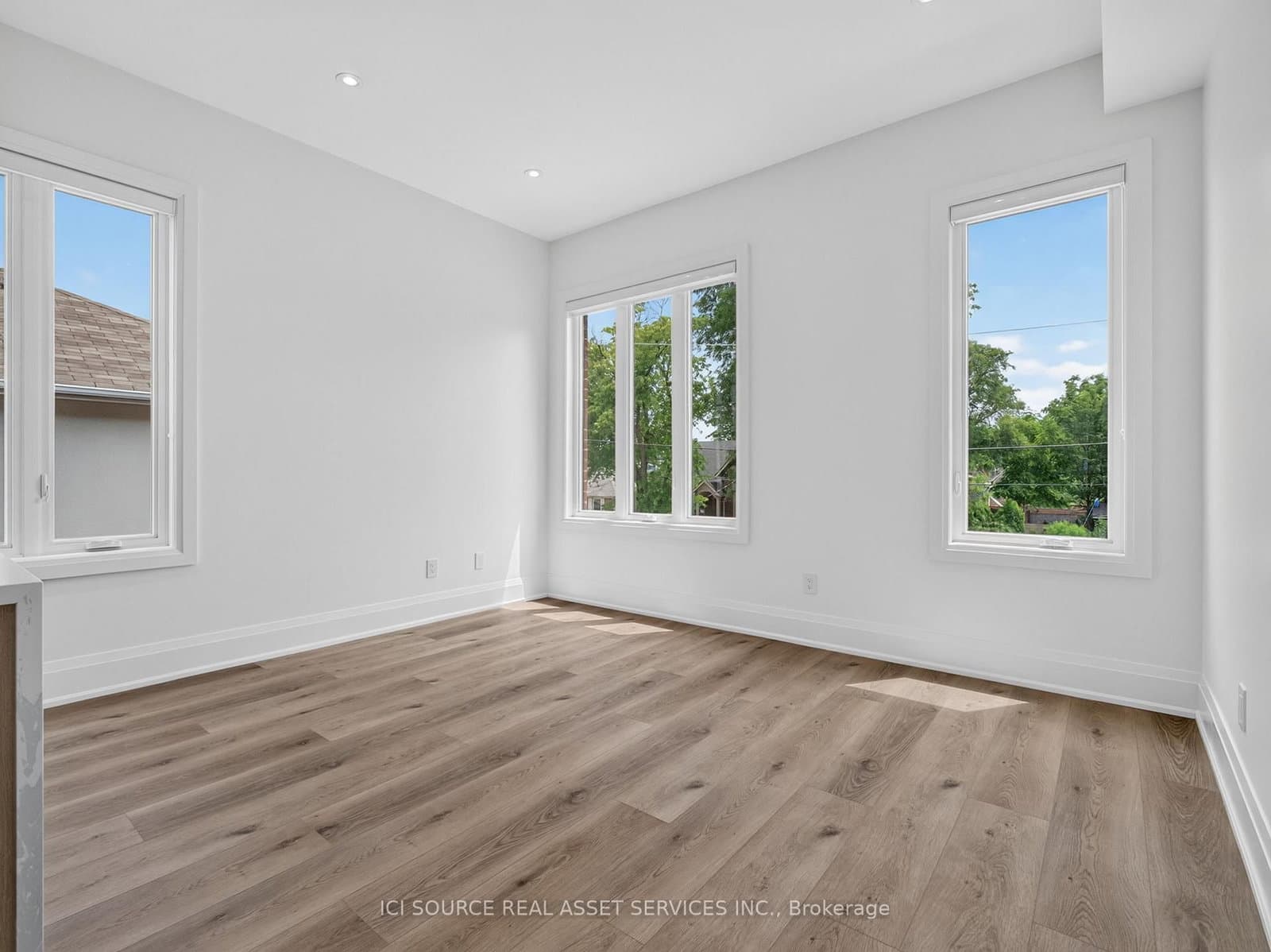 28 Norcross Road, Unit Unit 2 thumbnail 7