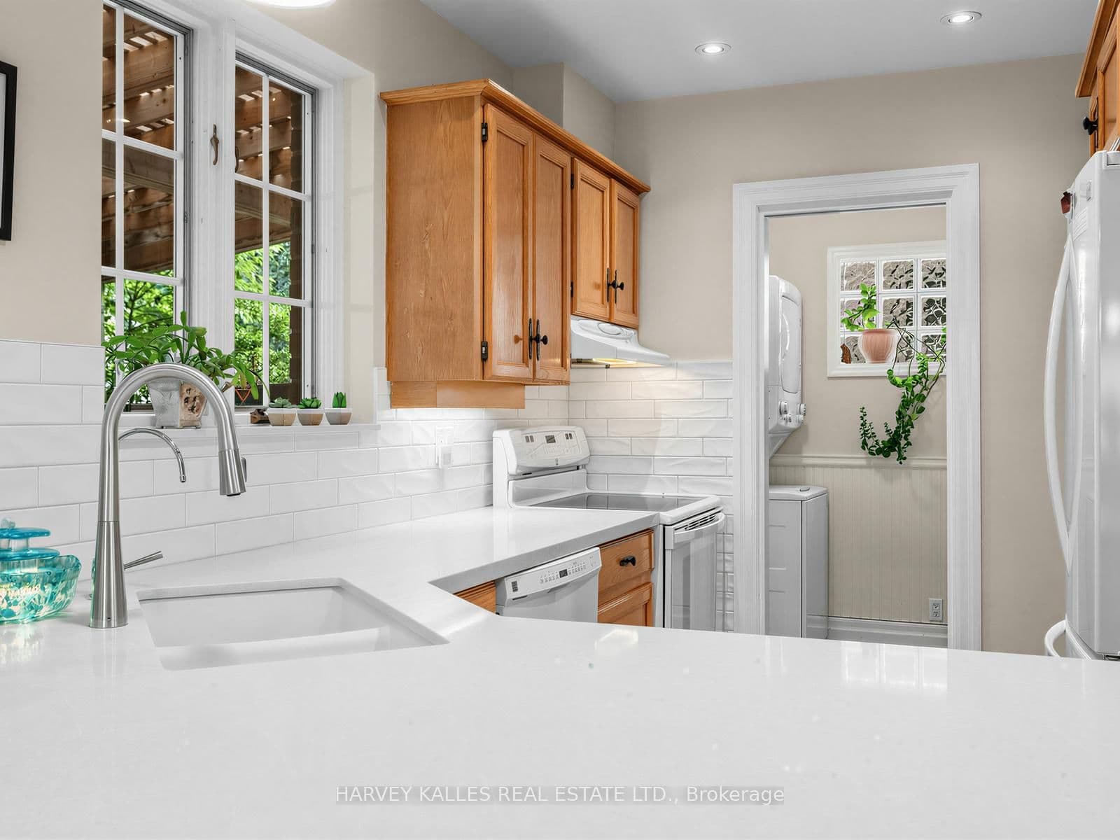 287 St. Leonard's Avenue thumbnail 14