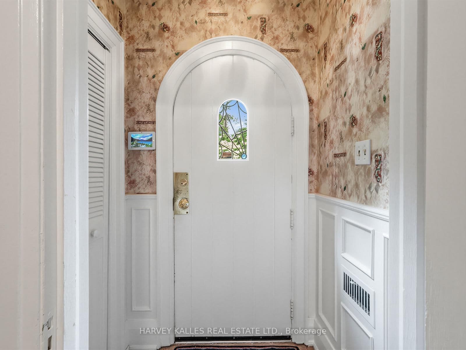 287 St. Leonard's Avenue thumbnail 4