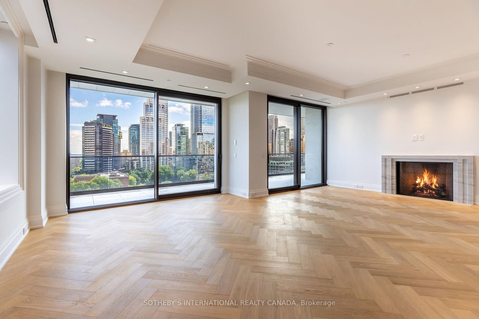 89 Avenue Road, Unit 1102 thumbnail 12