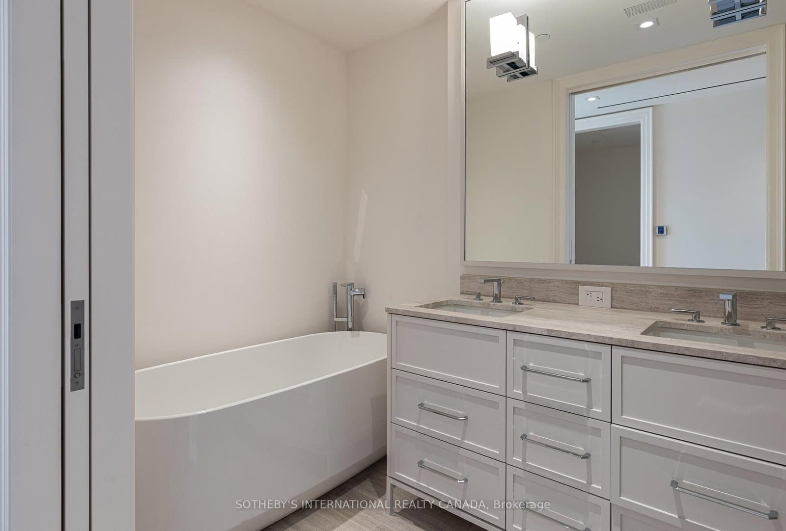 89 Avenue Road, Unit 1102 thumbnail 28