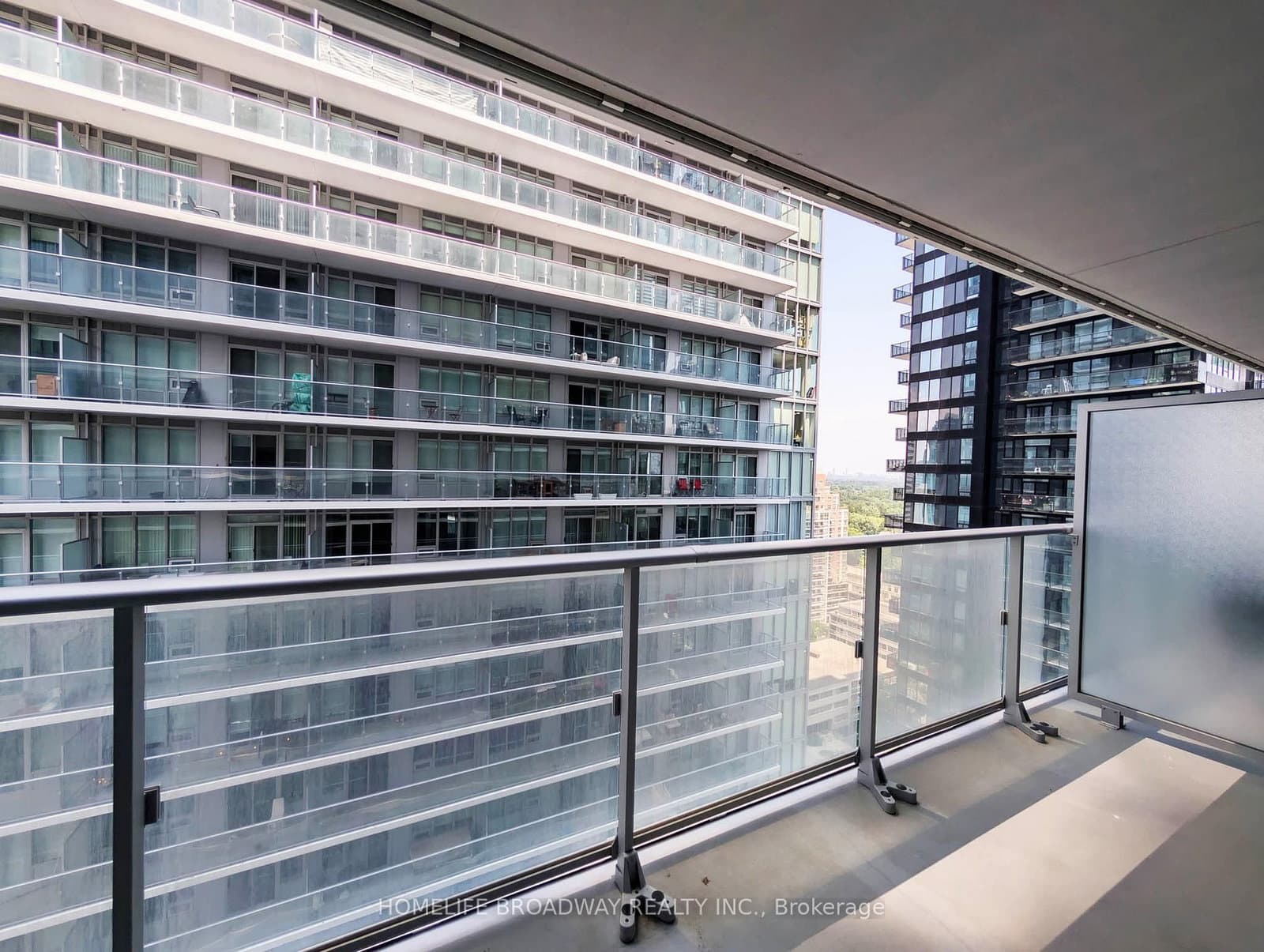 195 Redpath Avenue, Unit 1916 thumbnail 9