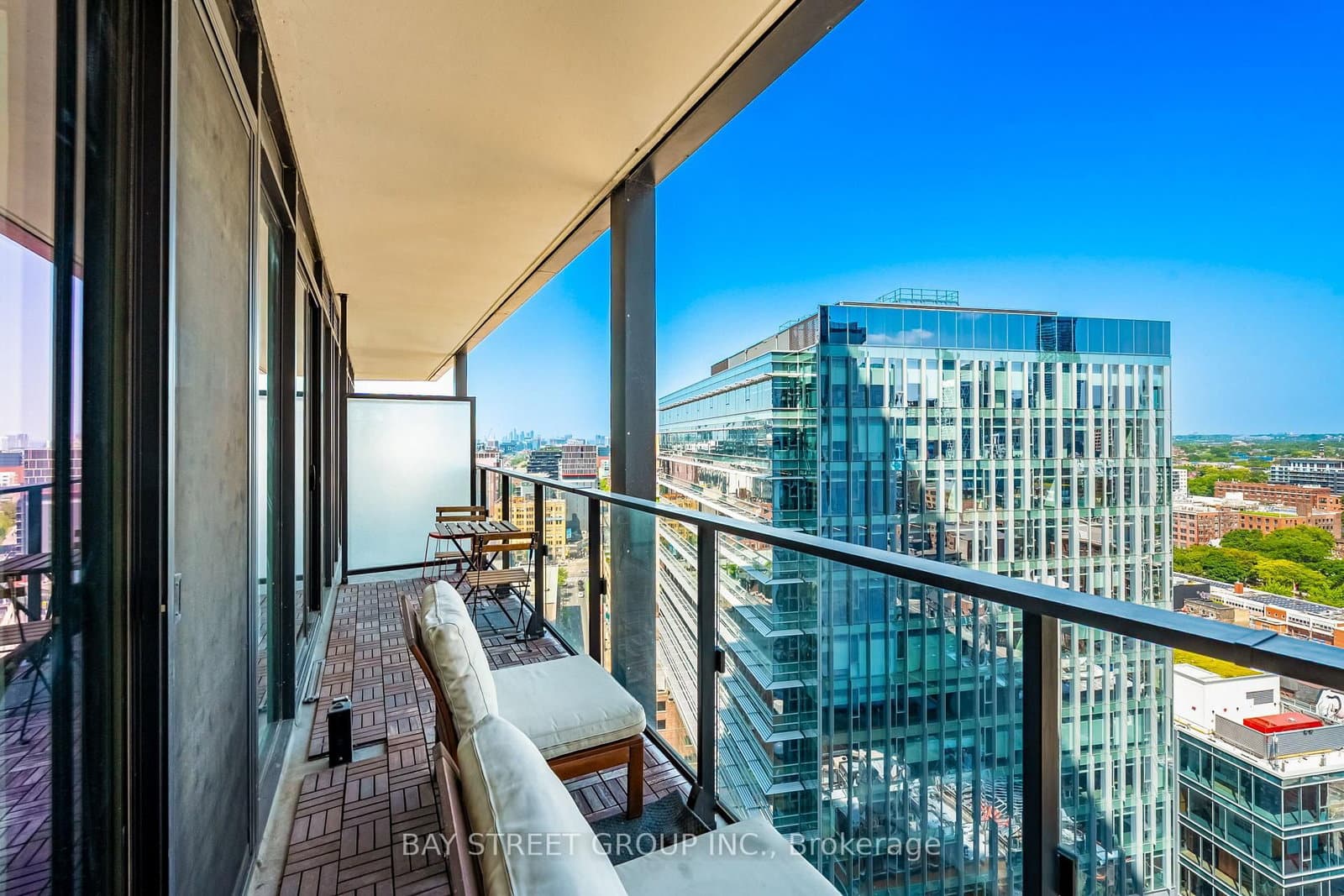 125 Peter Street, Unit 1803 thumbnail 16