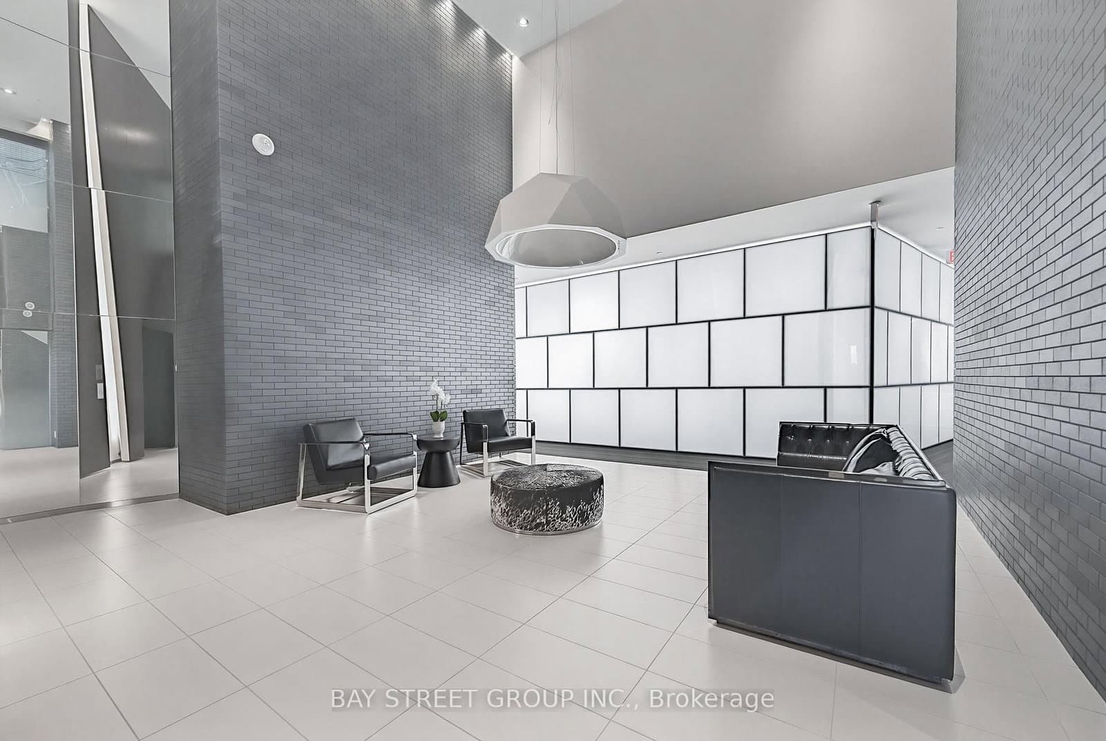 125 Peter Street, Unit 1803 thumbnail 41